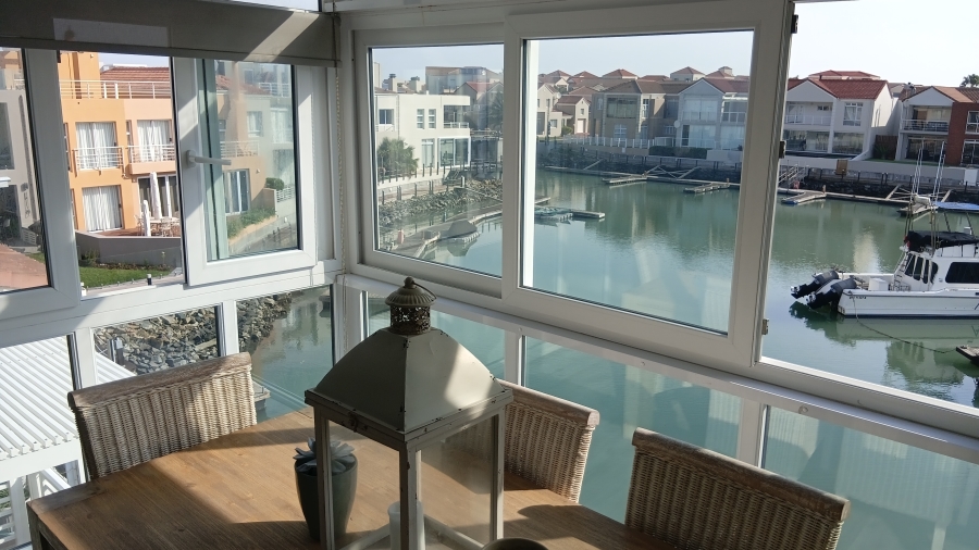 3 Bedroom Property for Sale in Harbour Island Western Cape